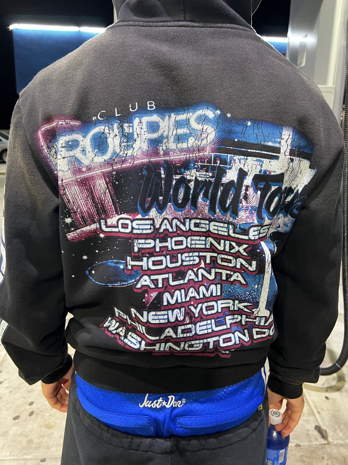 WORLD TOUR HOODIE
